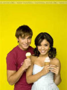 UHTEQWQTDALRTFXROAE - vanessa and zac mancand inghetata