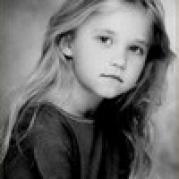 9384_2_100 - Emily Osment