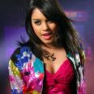 Vanessa_Hudgens_1247602472_1 - high school muzical