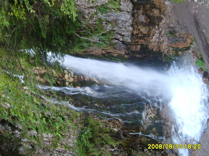 S5001131 - cascade din excursie