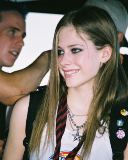 Avril%20Lavigne-6[1]