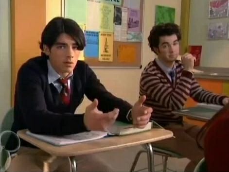 JONAS-episode-13-Detention-screens-the-jonas-brothers-7906131-471-354 - J O N A S