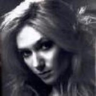 OAHJNWJOEIAQXSAHIAB - Adela Popescu