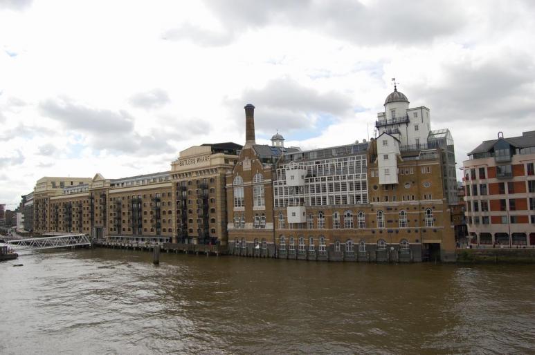Resize of DSC_0192 - londra iunie 2008