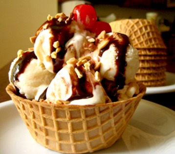 rocky_road_esque_ice_cream_2