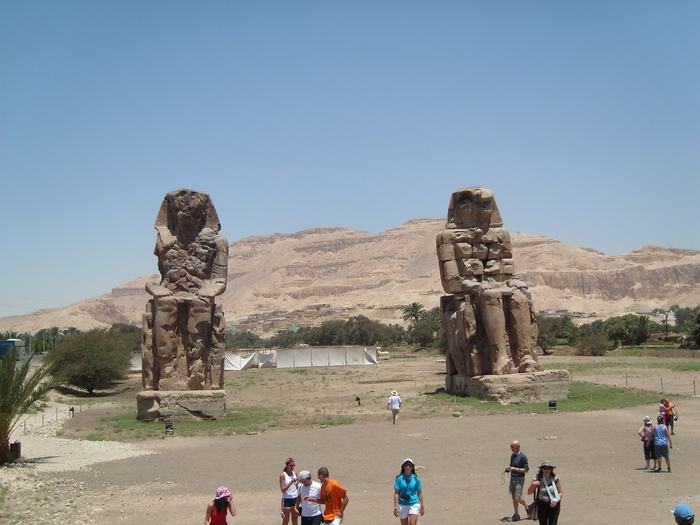 SL270292; Colosii din Memnon

