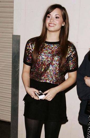 Celebs+Out+And+About+In+London+1dUYoIIcnFLl