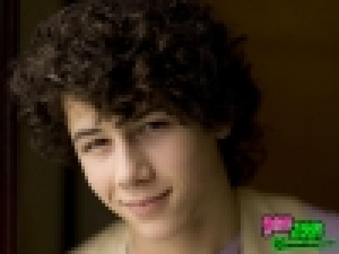 CAVLL79J - nick jonas