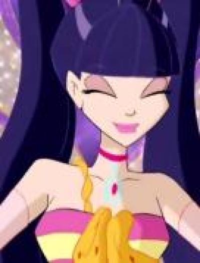 THDOUUTRCDRZULWUBAC - winx poze noi