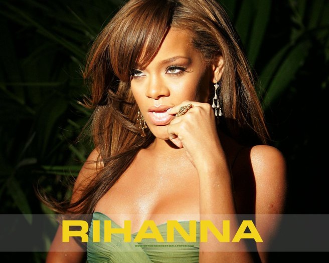 8 - Club Rihanna