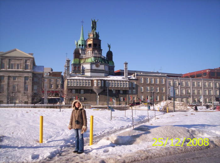 100_1015; Notre-Dame-de-Bonsecours si eu pe acolo
