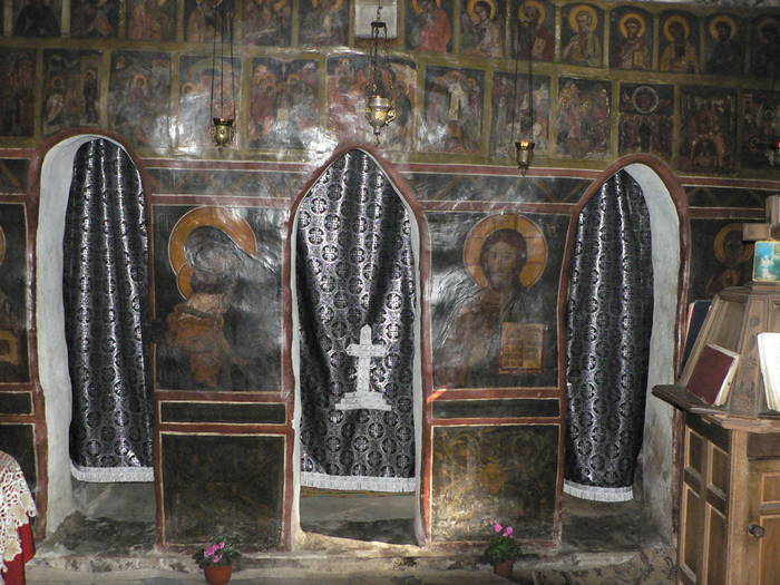 P1040388 - 2009 aprilie manastirile  cetatuia-namaesti-corbi