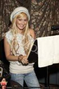 BCXXQWBUUFICUWPOWJM - ASHLEY TISDALE