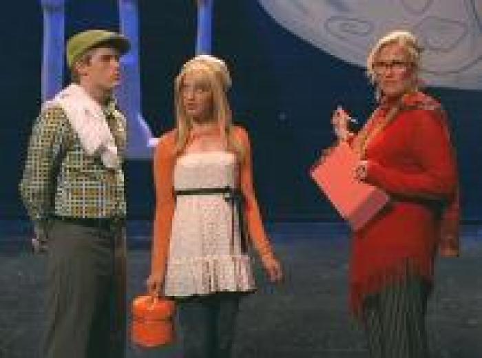 SKRMODCFFEMGQBJOMDA - ashley tisdale