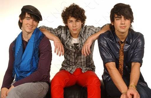 HXNNJGYJBJRFQHEVCVE - Jonas Brothers Photoshotts