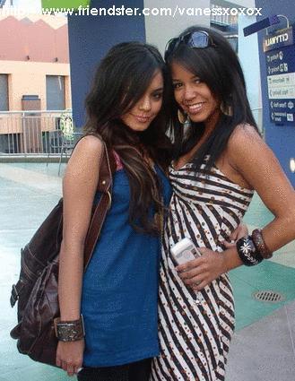 1_796302549l - poze rare cu vanessa anne hudgens