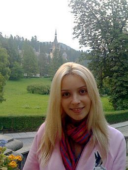 diana1 - Diana Dumitrescu in vizita la Castelul Peles