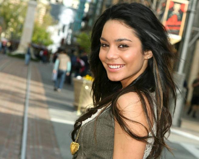 TQBUETYSPVCKOAGICFJ - 0-Vanessa Hudgens-0