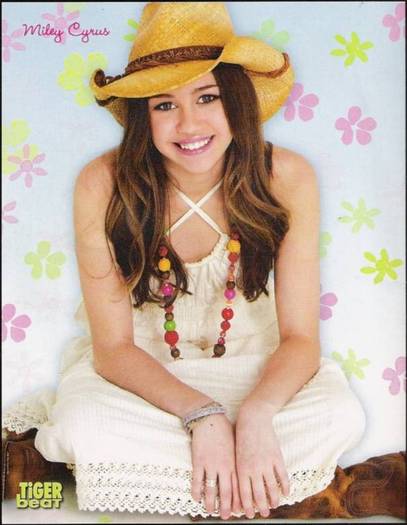 miley-cyrus_dot_com_modeling-random20-01 - miley cowboy