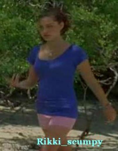 in padure... - Cleo Sertori-Phoebe Tonkin