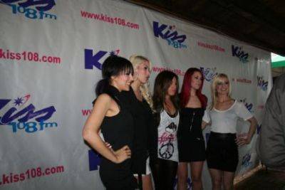 normal_001 - 2009 Kiss 108 Concert - Backstage and Interviews