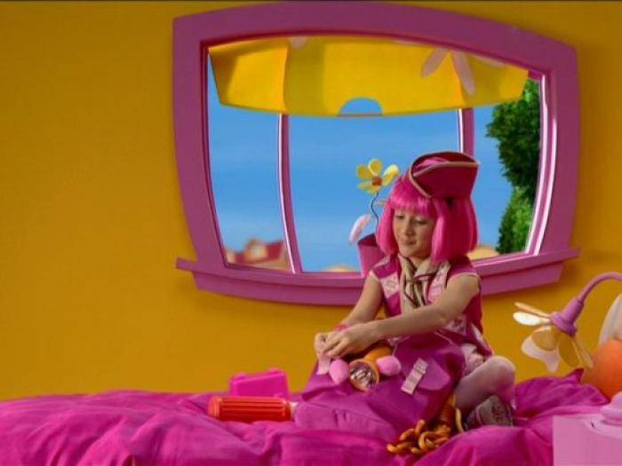 ULTQBZLRHDUYBNEZYAV - Stefania Lazy Town