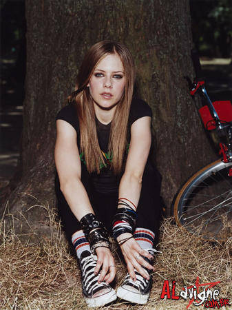 avrillavigneclub_avril-lavigne_11 - AVRIL LAVIGNE