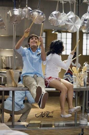 HIGHSCHOOLMUSICAL2_020 - Vedete Vavorite