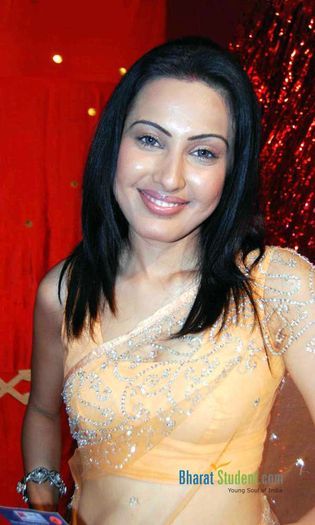 BKYYHNUQUCDQHCRZWCN - A ta pentru totdeauna poze cu Kamya Punjabi