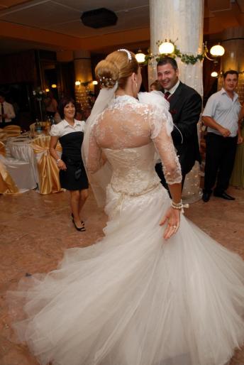 MD_144; Vand rochie de mireasa nanette, stil printesa, model unicat, formata din corset din saten, fusta amp
