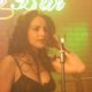 0000298485-81780T - Poze DE PE BUZE LA INIMA