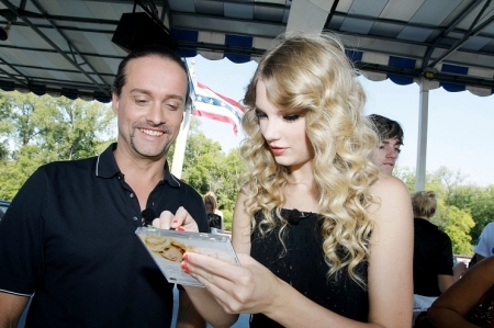 normal_tvshows_popstars006