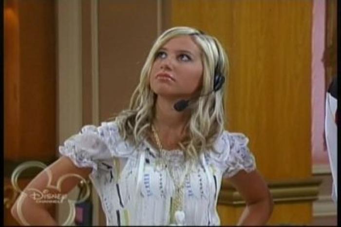 normal_114 - ashley tisdale