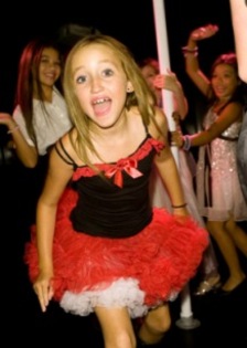 Noah-Cyrus-1[1]