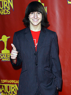 i301378136_30513_4 - Mitchel Musso