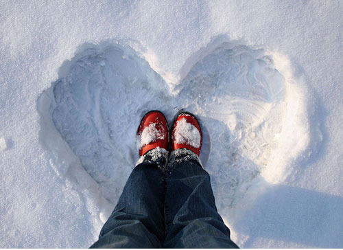 janoid-flickr-a-snow-heart1 - Hearts