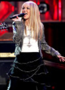 ai312846n1062145_140_140 - Hannah Montana