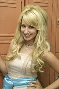 PNGQRFYDEVQAWHXHUJE - cateva poze frumoase cu ashley tisdale