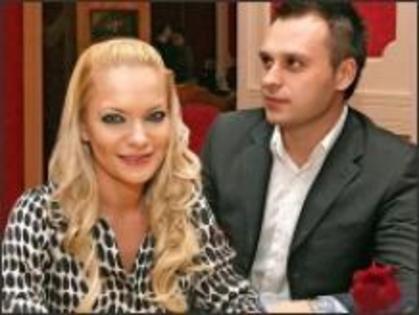 image_121567354438524600_1