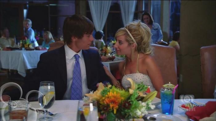 troypay1 - ashley tisdale si zac efron