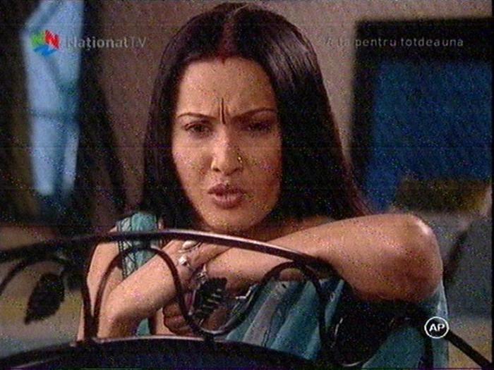 WWRGVVUKEIPCQRJYJJJ - A TA PENTRU TOTDEAUNA-capturi