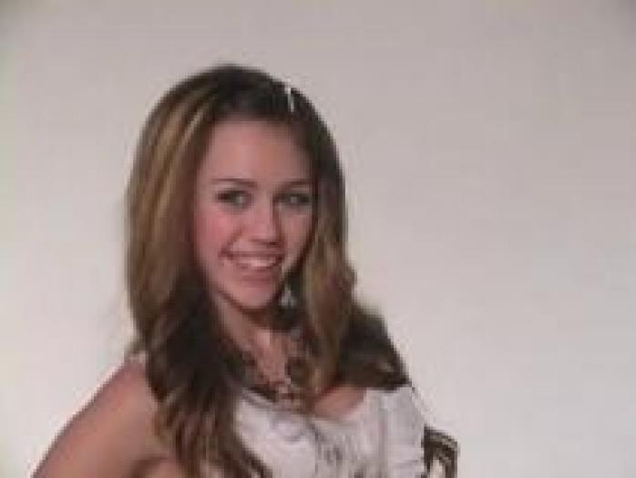 BWXUBNGLGGNQENUOICN - miley cirus ___my preferate