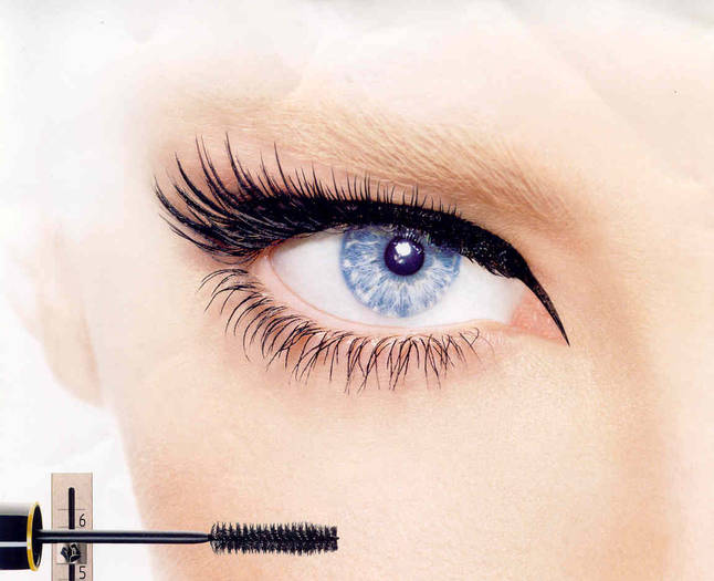 mascara_eye_lid_picture - gene