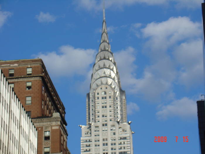 CHRYSLER BUILDING