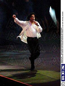 129994%2Ejpg - Poze Michael Jackson