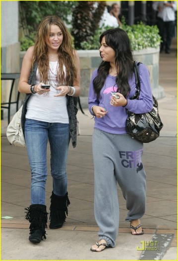 0 (154) - 00toate pozele mel cu miley cyrus00