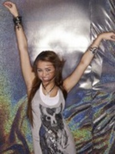  - Miley photoshoot03