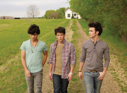 USCUBREOJOKEDXSINUN - Nick Jonas