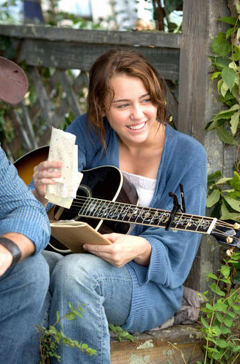 hannah_montana_the_movie35 - miley cyrus - hannah montana