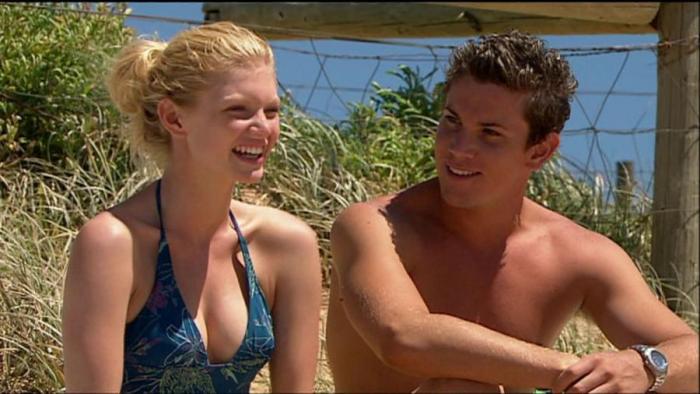 BHHVDYYLZTUNMTYQDMR - h2o in  realitate